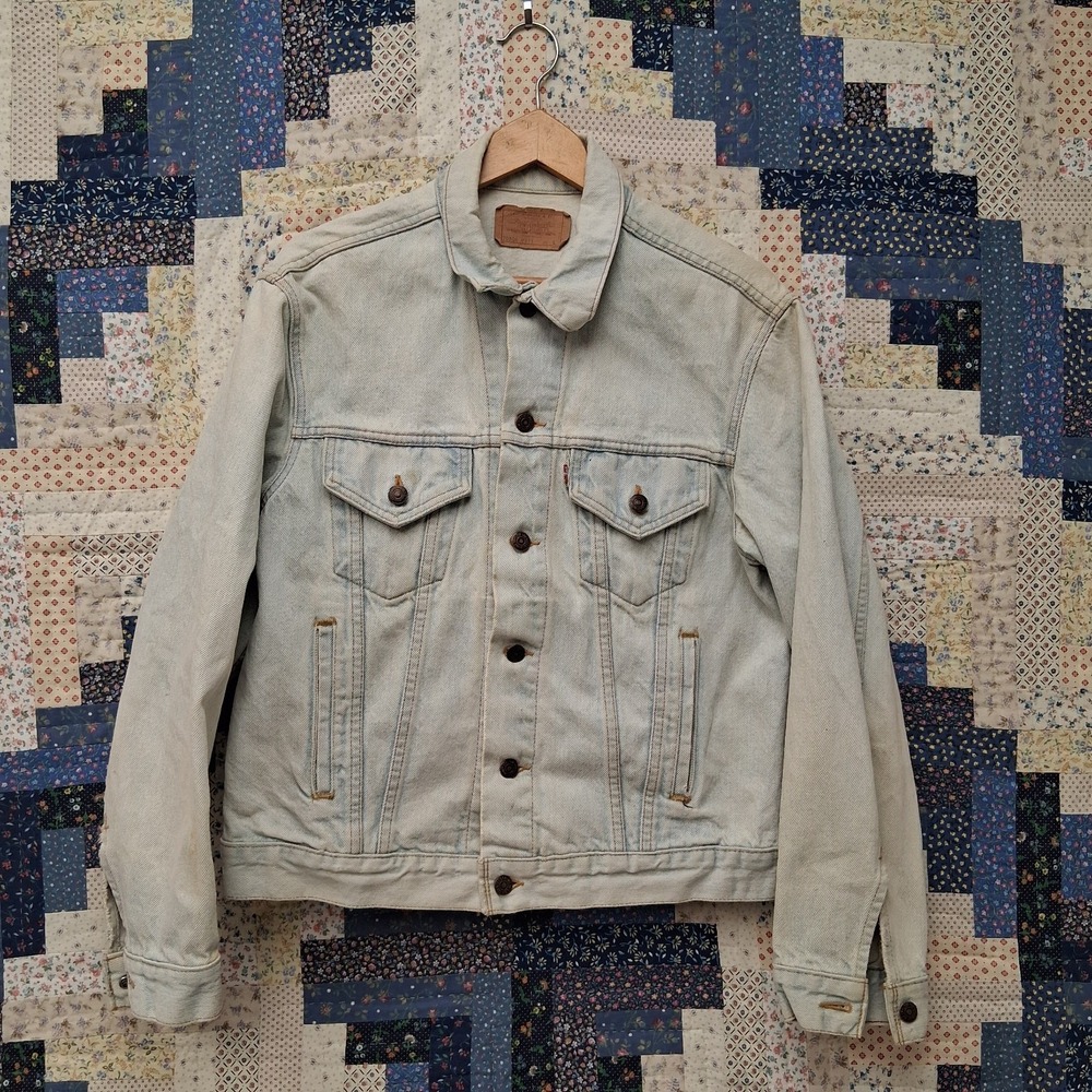 Vintage 1987 Levis Bleach Wash Denim Trucker Jacket Size Large 70506 0211